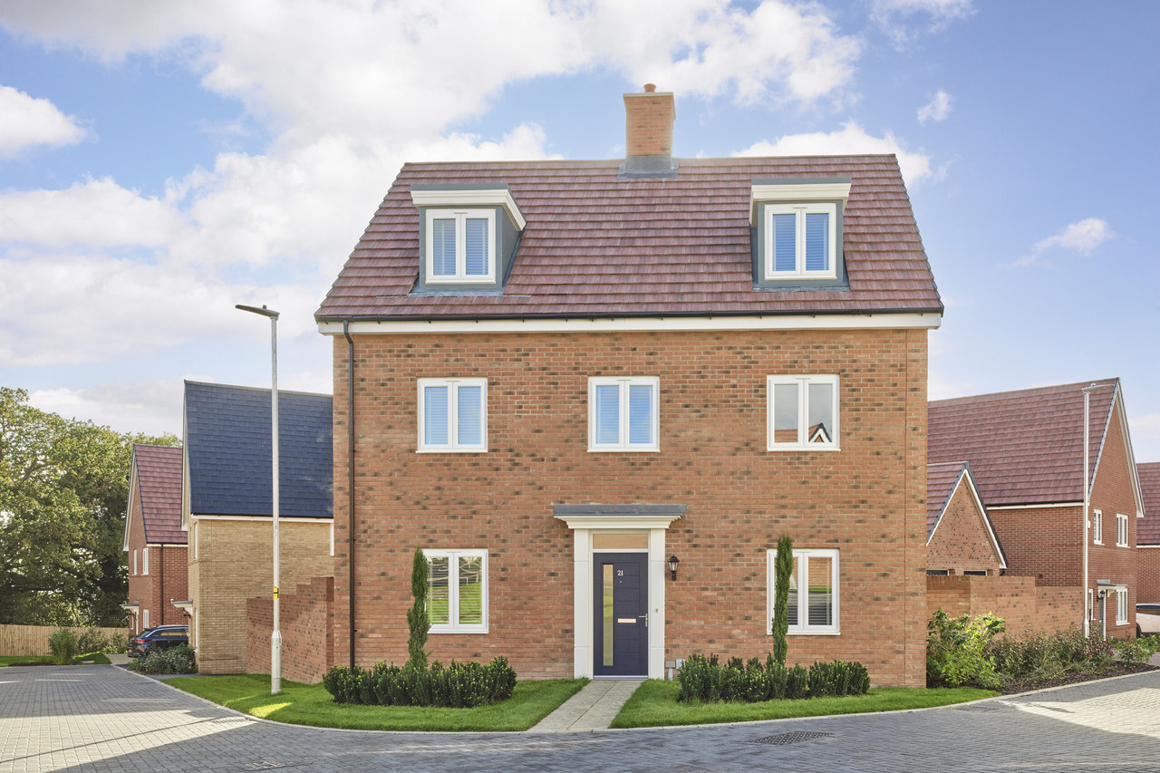 New Build Homes in Goff's Oak for Sale, Hertfordshire Monarch Oaks